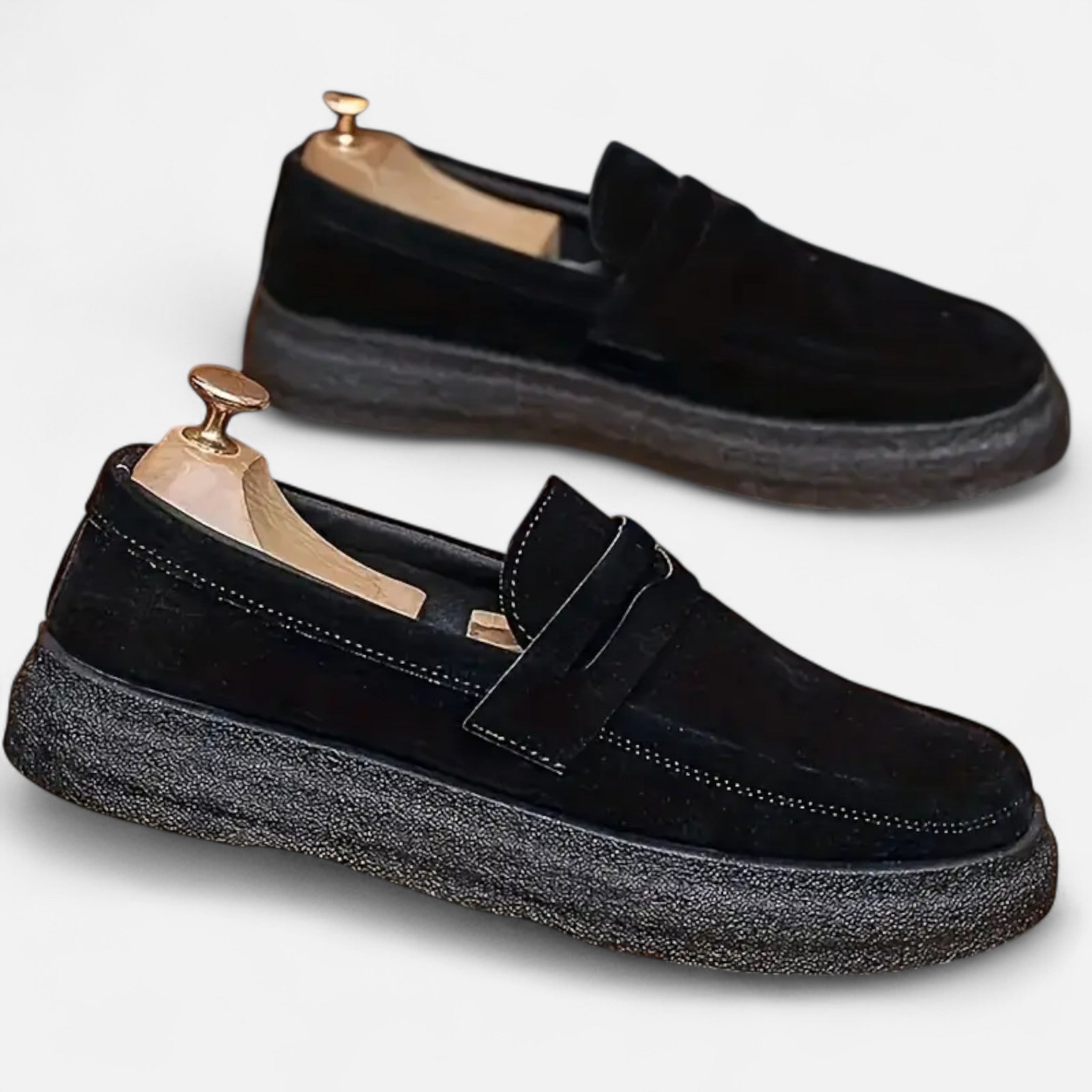 Etclair Mode | Men’s Classic Loafers with Buckle Detail