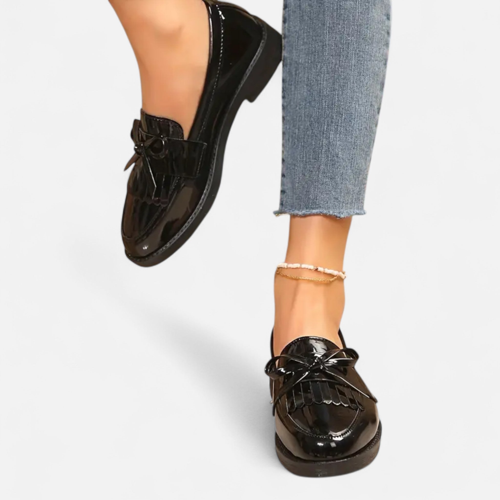 Etclair Mode | Women’s Tassel Bow Loafers